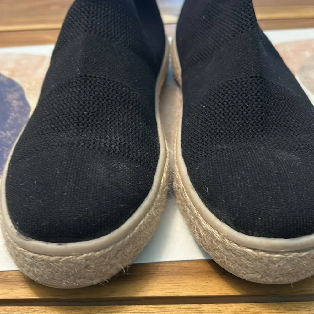 Nalho Knit Black Ankle Bootie - Picture 8 of 8